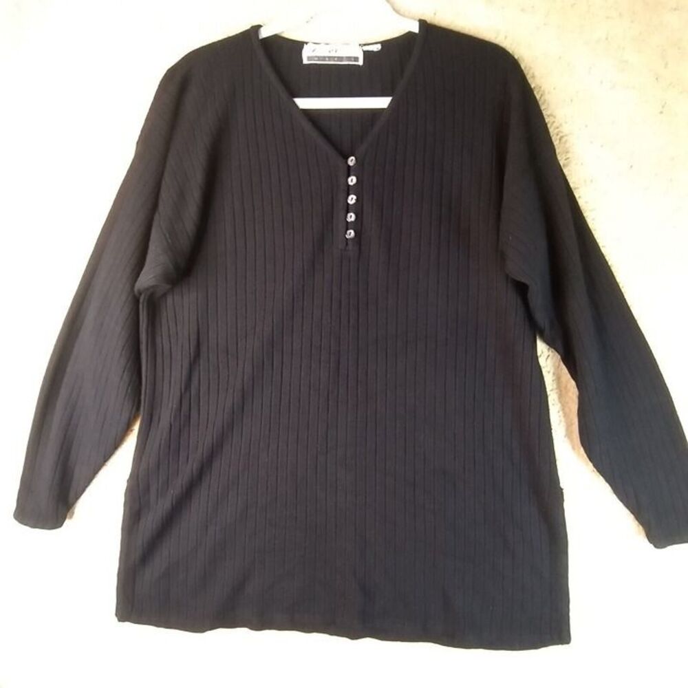 Diana Marco Women's Sz  1X? Black Long Sleeve  Sweater 46 in Bust